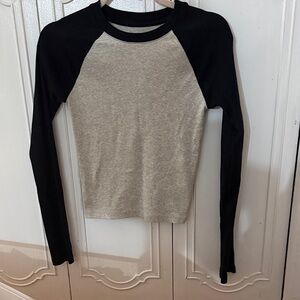 Hollister Black and Gray Long Sleeve Women's Top